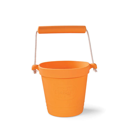 Bigjigs Toys Silicone Bucket – Kids Beach & Water Play Bucket, Orange