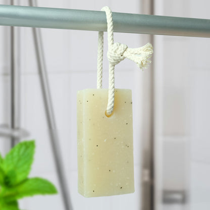 Friendly Soap Natural Soap On A Rope - 'Fresh' Peppermint & Poppyseeds 125g