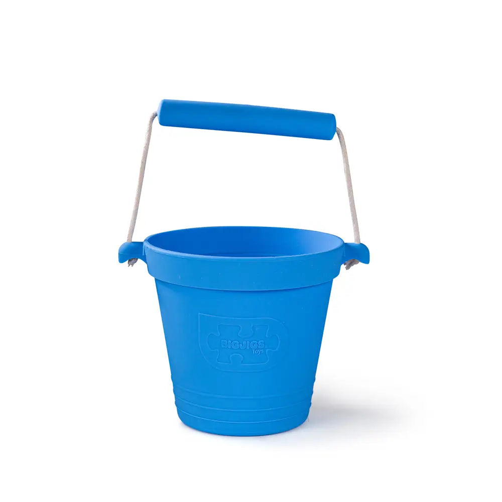 Bigjigs Toys Silicone Bucket – Kids Beach & Water Play Bucket, Blue